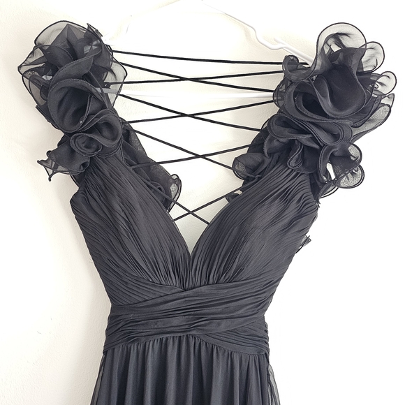 Mac Duggal Dresses & Skirts - Mac Duggal Elegant Black Backless Dress with Floral Accents